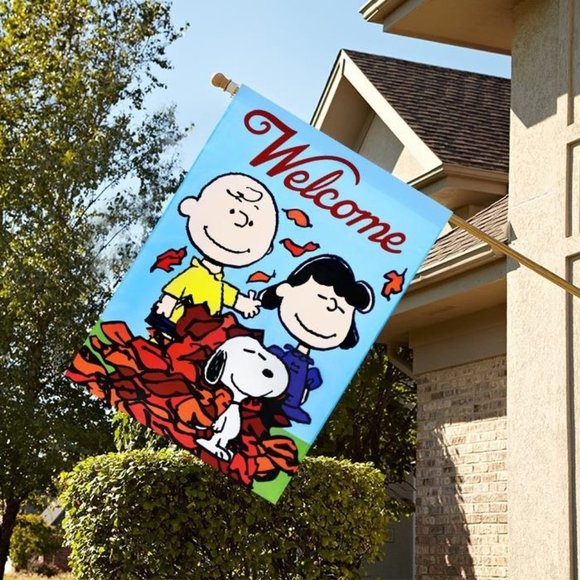 WELCOME SNOOPY PEANUTS GANG Flag FALL LEAVES House Std Size 28" x40"  20480 NIP - Picture 2 of 2